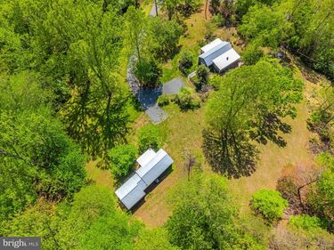 240 WHORTON HOLLOW ROAD , CASTLETON, VA 22716