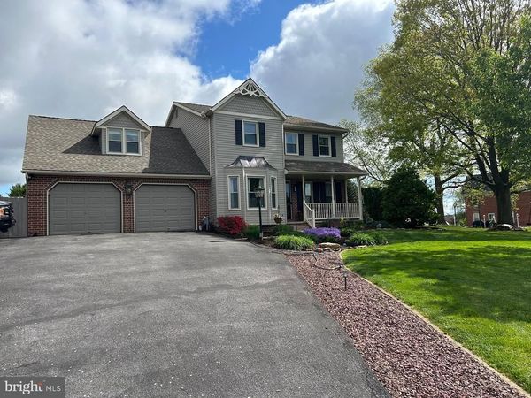 365 LOMBARD STREET , DALLASTOWN, PA 17313