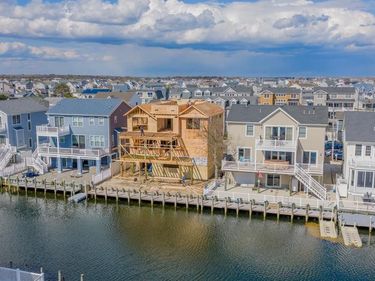 1351 PAUL BOULEVARD, MANAHAWKIN, NJ 08050