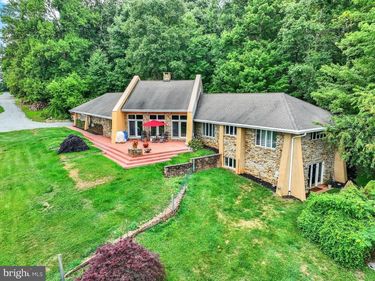 8272 WOODBINE ROAD, AIRVILLE, PA 17302