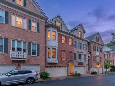 2310 N VAN BUREN COURT N , ARLINGTON, VA 22205