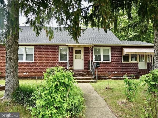 1704 MEETINGHOUSE ROAD , UPPER CHICHESTER, PA 19061