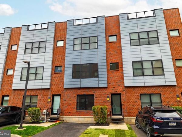 7006 PIPERS GLEN WAY, PHILADELPHIA, PA 19119