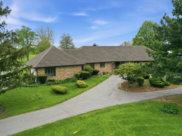 1026 S Schoolhouse Road , New Lenox, IL 60451