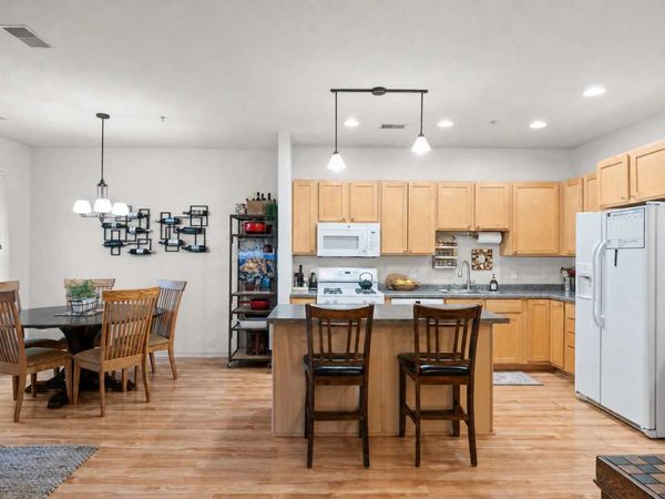 2900 11th Avenue S, Unit 1009, Minneapolis, MN 55407