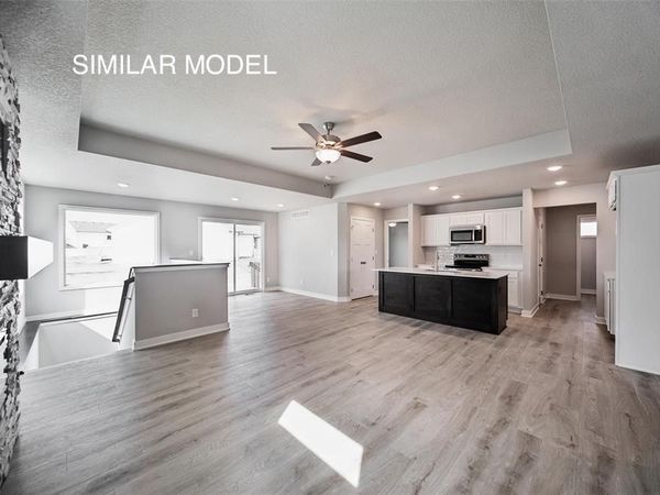 581 NW Crystal Creek Lane, Grimes, IA 50111