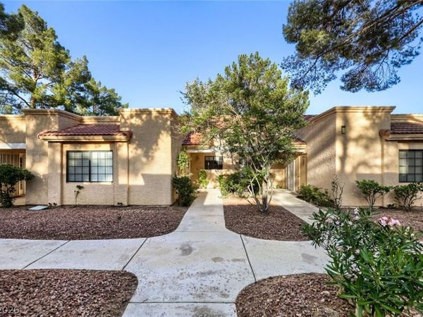 2851 S Valley View Boulevard , Unit 1079, Las Vegas, NV 89102