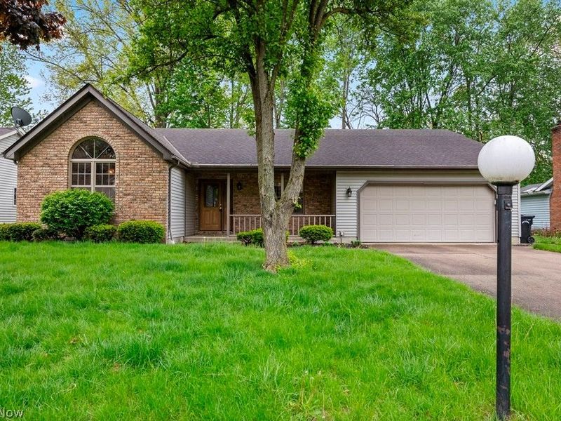 314 Greenwood Court, Elyria, OH 44035 Photo 1