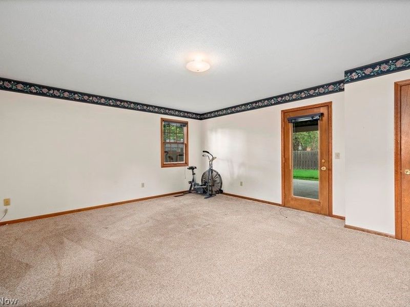 314 Greenwood Court, Elyria, OH 44035 Photo 13