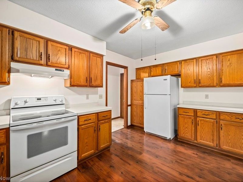 314 Greenwood Court, Elyria, OH 44035 Photo 27