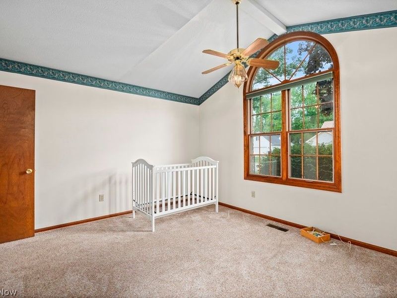 314 Greenwood Court, Elyria, OH 44035 Photo 6