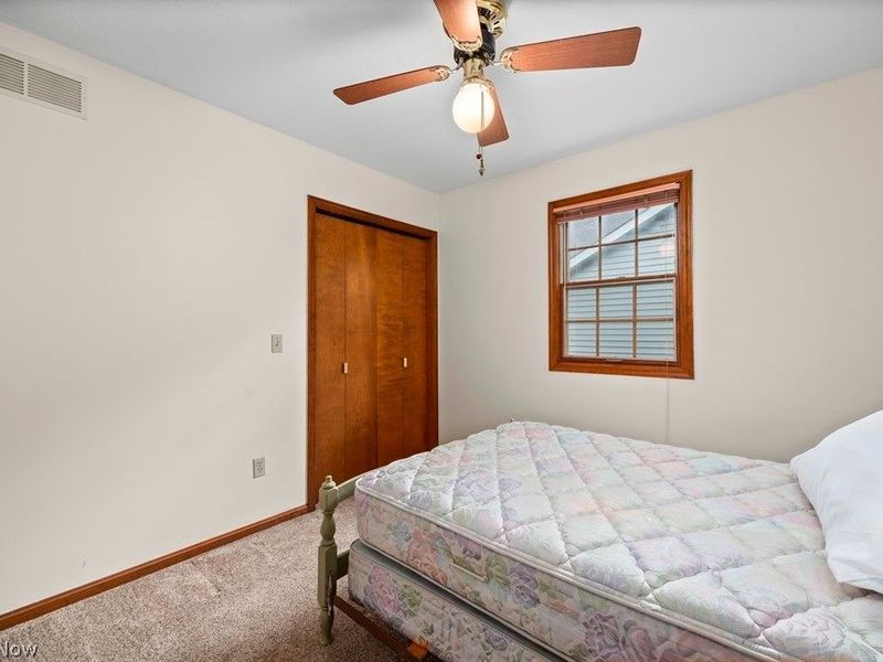 314 Greenwood Court, Elyria, OH 44035 Photo 8