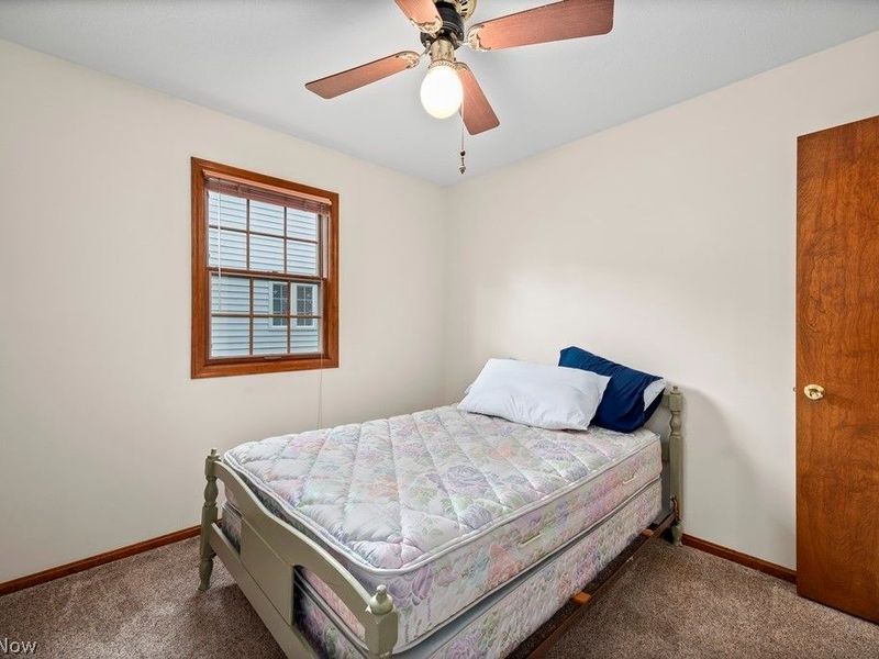 314 Greenwood Court, Elyria, OH 44035 Photo 9