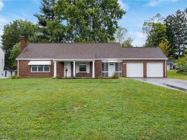 1720 Lincoln Way E, Massillon, OH 44646