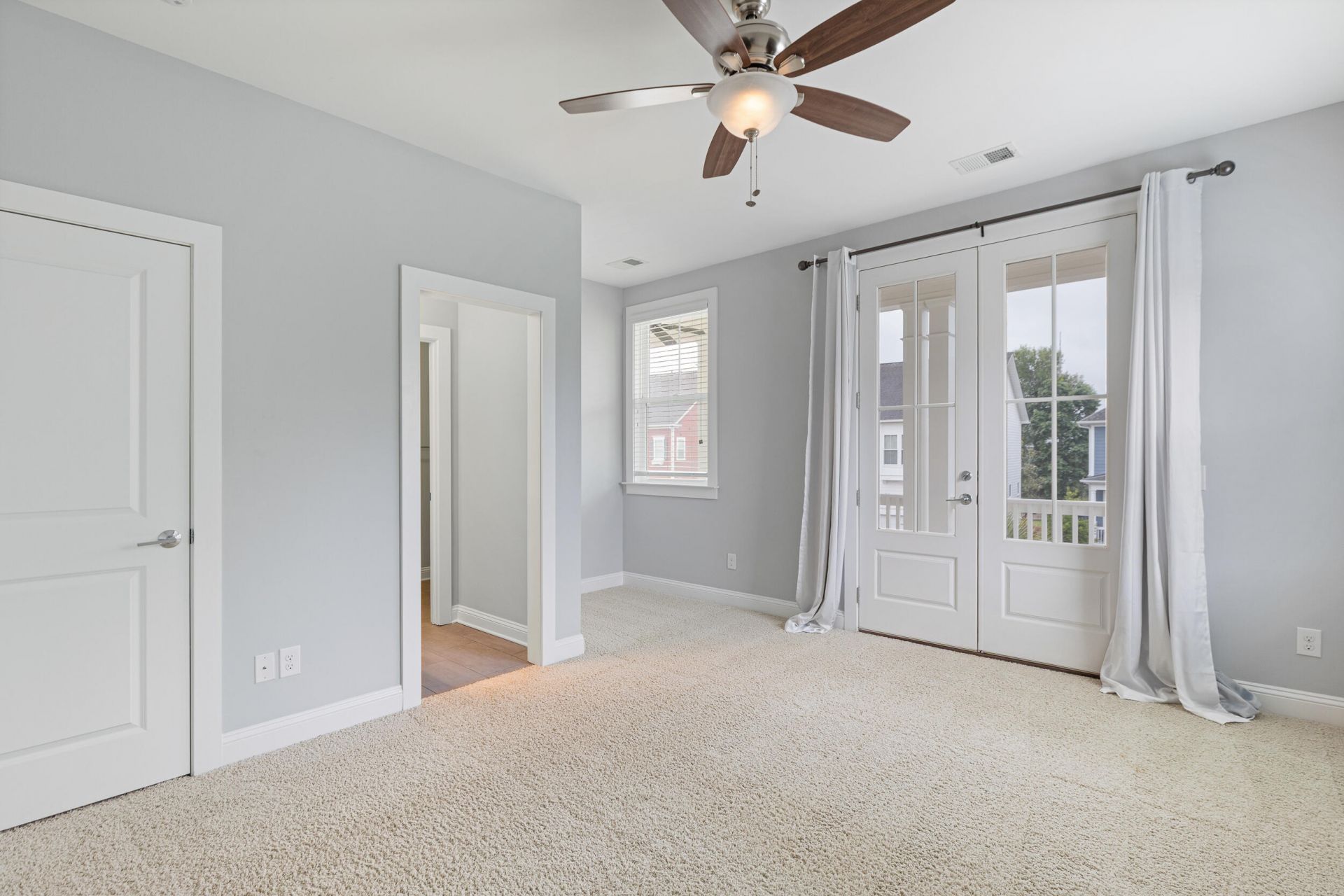 2998 Macauley Drive Photo 22