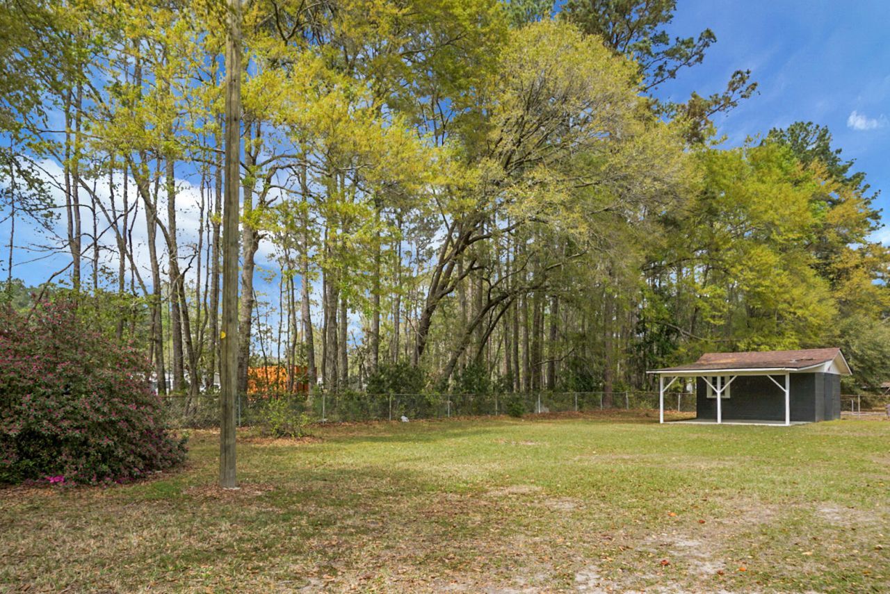 207 Trivers Drive Photo 49