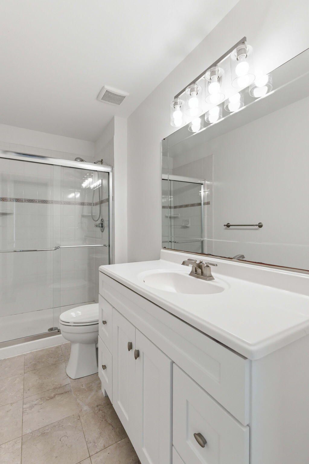 2143 Pinehurst Avenue Photo 34
