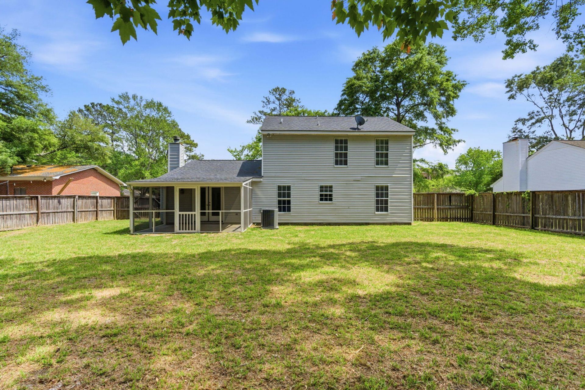 2143 Pinehurst Avenue Photo 42