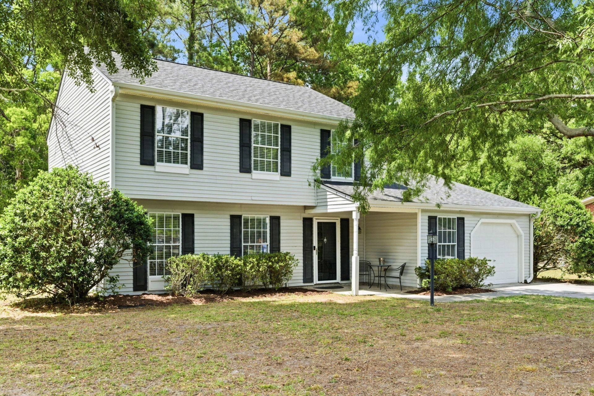 2143 Pinehurst Avenue Photo 6