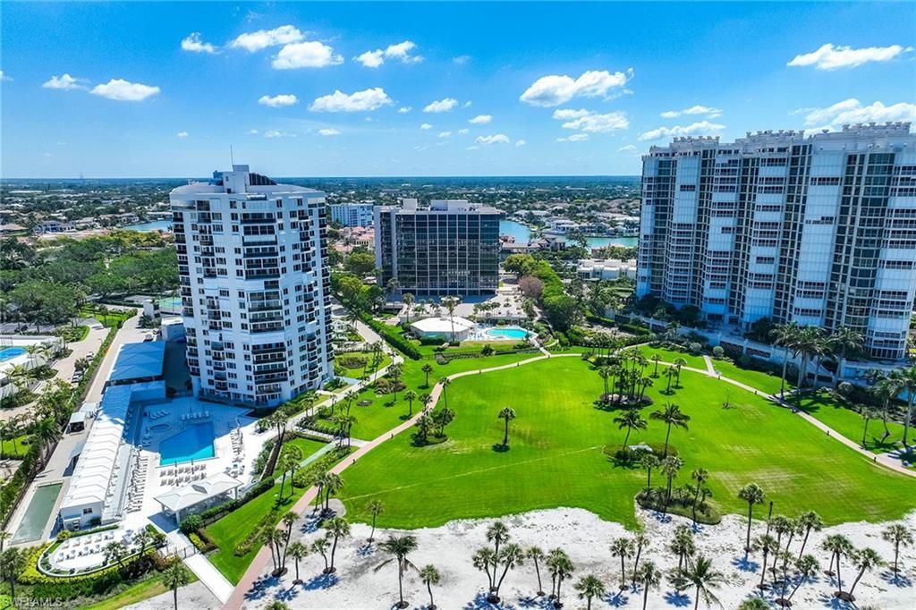 4031 Gulf Shore Blvd N, Unit 55, Naples, FL 34103 Photo
