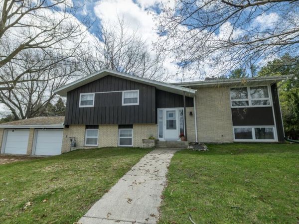 W2131 Playbird Rd, Sheboygan Falls, WI 53083
