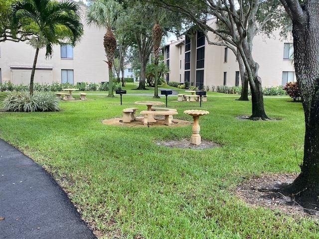 202 Foxtail Drive, Unit F1, Greenacres, FL 33415 Photo
