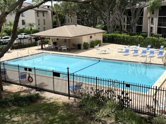 202 Foxtail Drive, Unit F1, Greenacres, FL 33415 Photo
