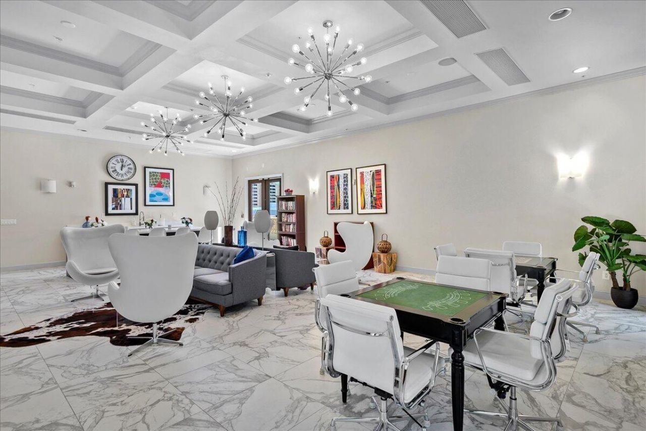 600 S Dixie Highway, Unit 401, West Palm Beach, FL 33401 Photo