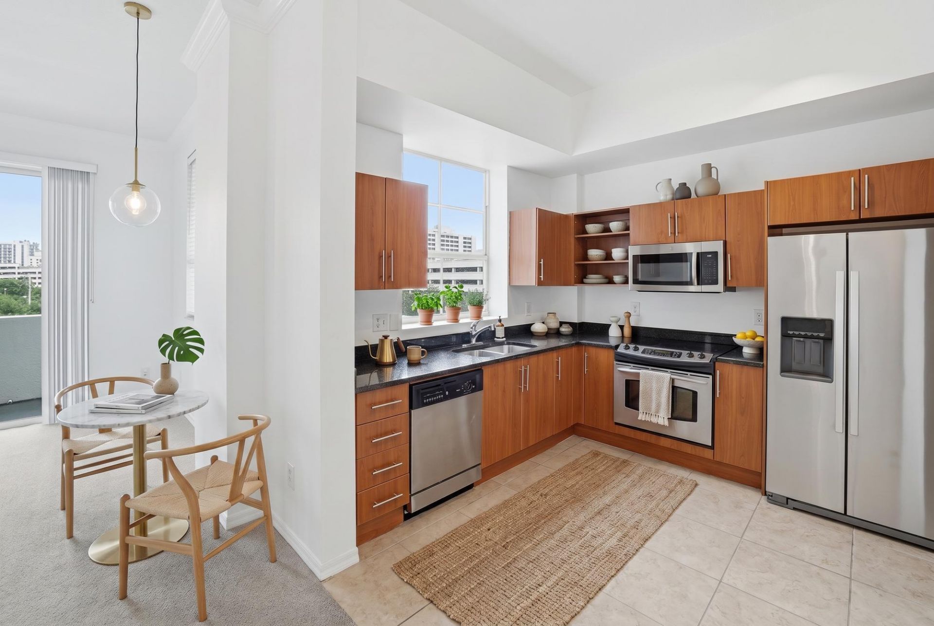 600 S Dixie Highway, Unit 401, West Palm Beach, FL 33401 Photo