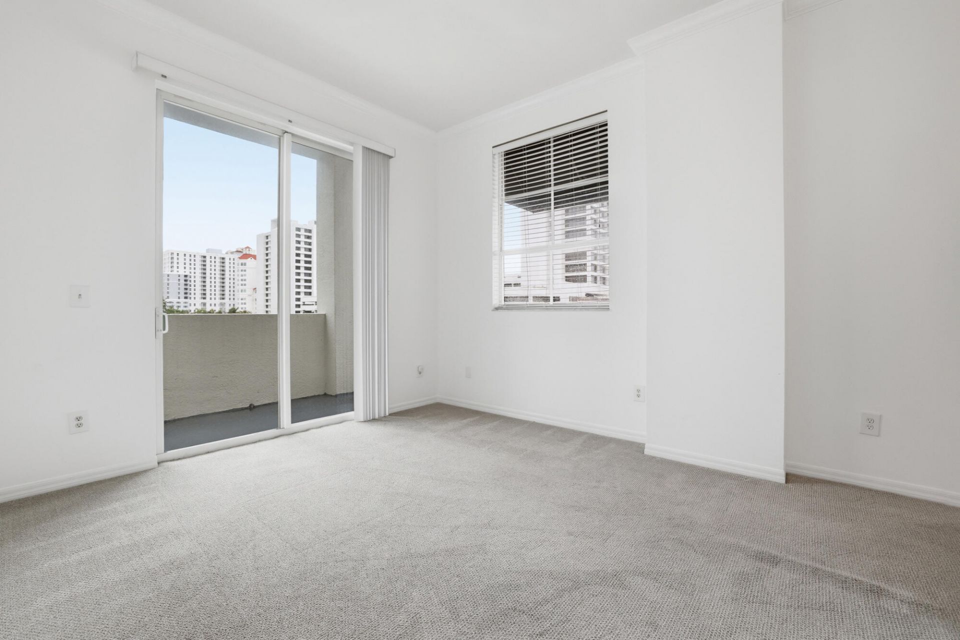 600 S Dixie Highway, Unit 401, West Palm Beach, FL 33401 Photo