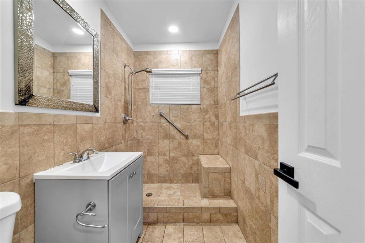 4719 E 8th Court, Hialeah, FL 33013 Photo