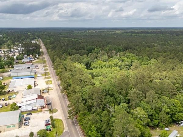 49048 N MORRISON Boulevard , Tickfaw, LA 70466