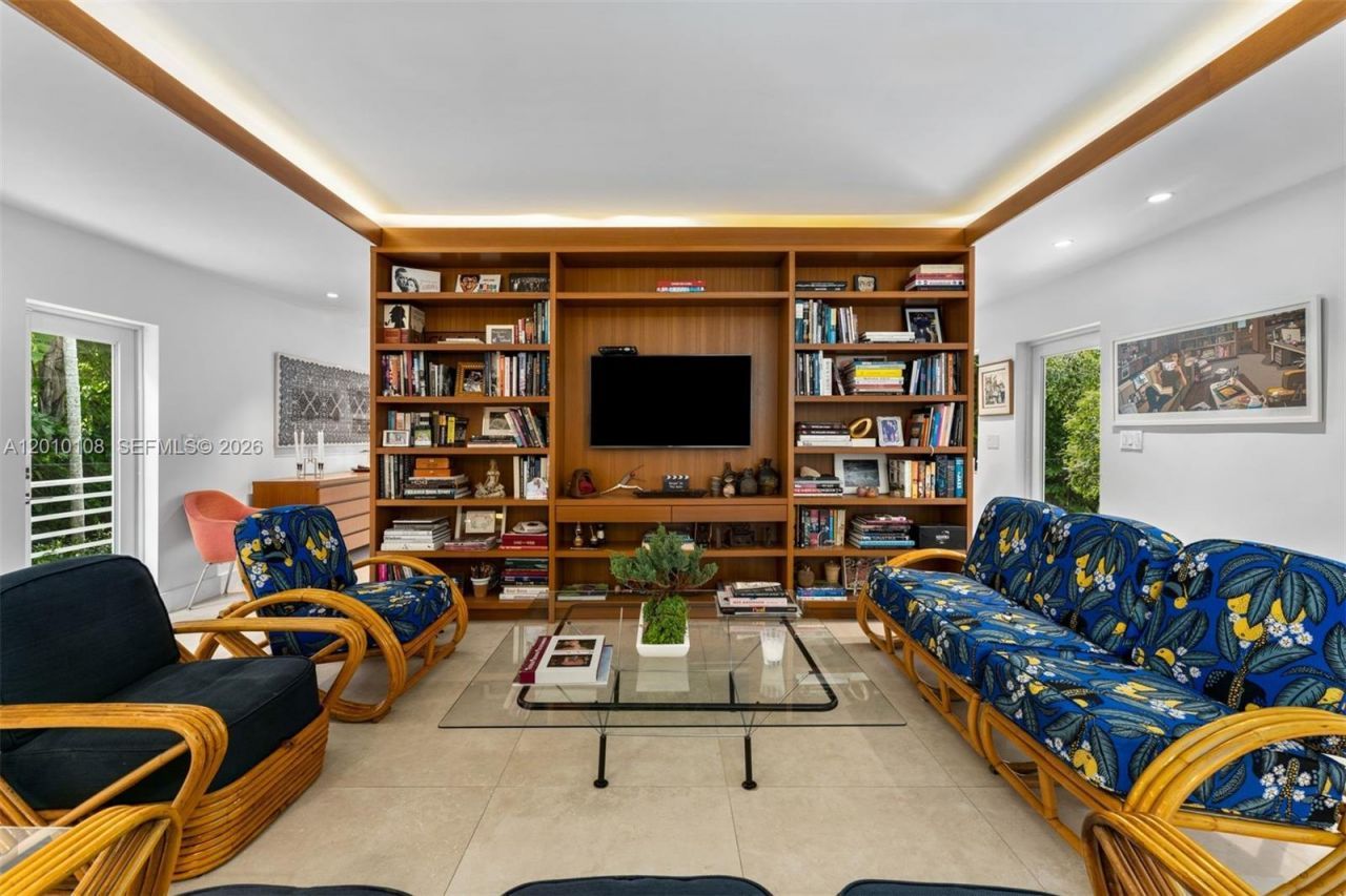 690 Warren Ln , Key Biscayne, FL 33149 Photo