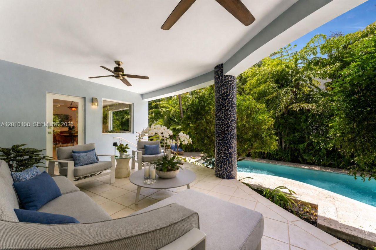 690 Warren Ln , Key Biscayne, FL 33149 Photo