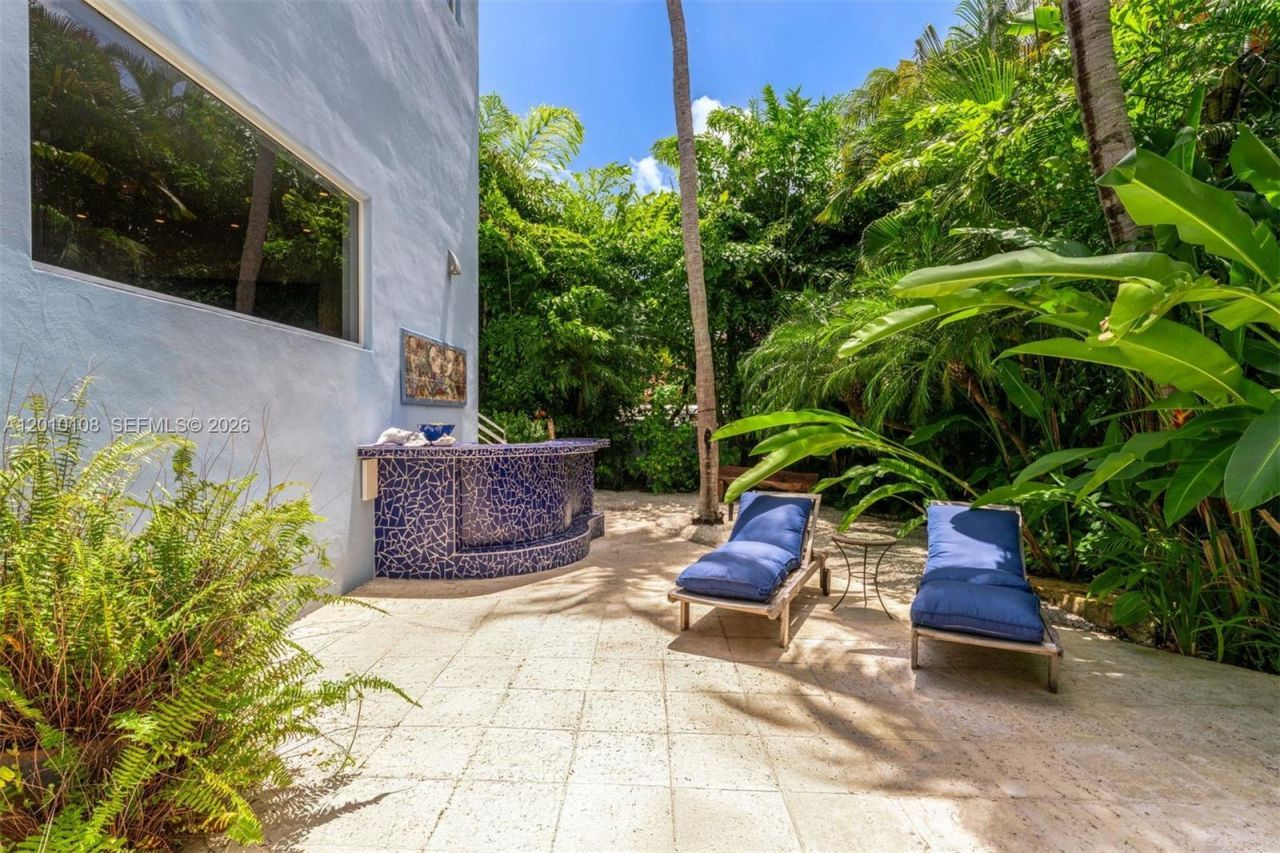 690 Warren Ln , Key Biscayne, FL 33149 Photo