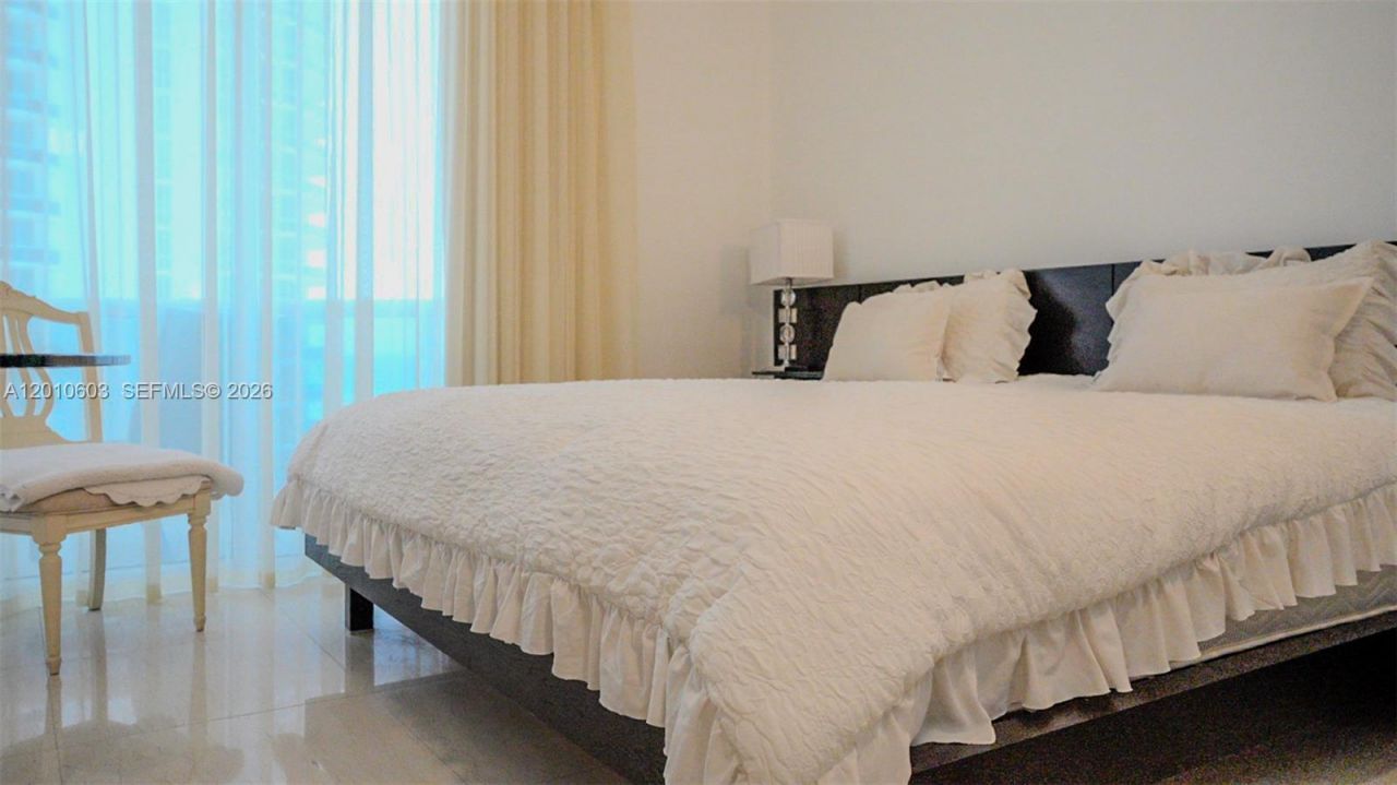 15901 Collins Ave , Unit 1102, Sunny Isles Beach, FL 33160 Photo
