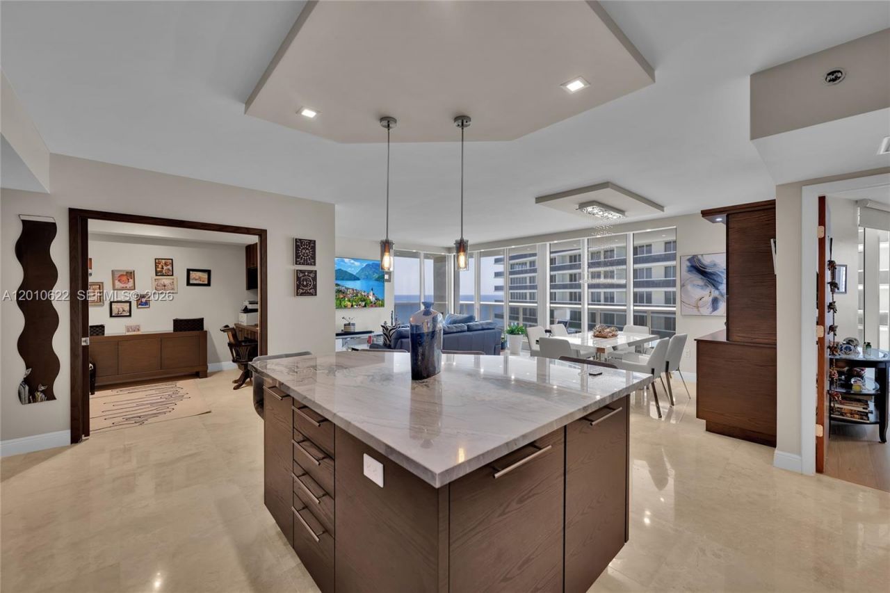 1800 S Ocean Dr , Unit 2205, Hallandale Beach, FL 33009 Photo