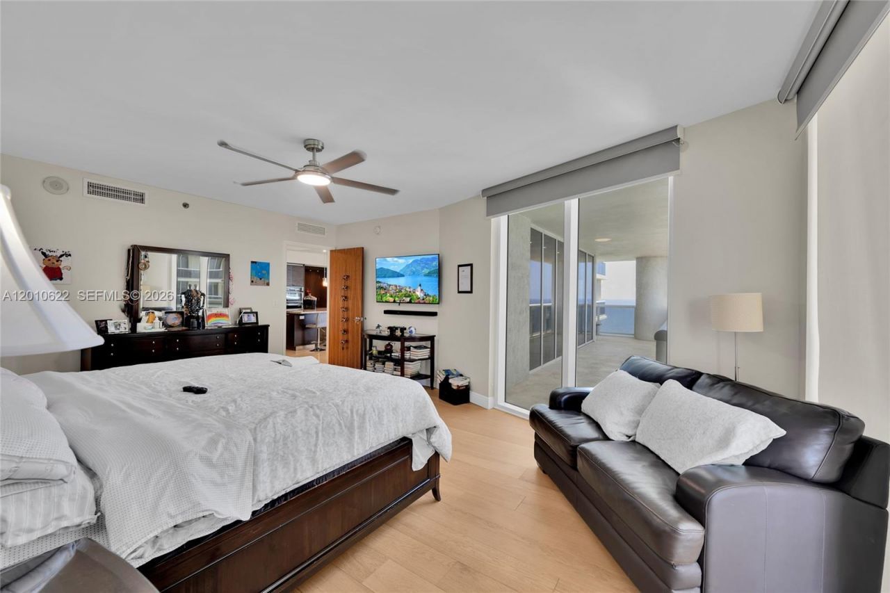 1800 S Ocean Dr , Unit 2205, Hallandale Beach, FL 33009 Photo