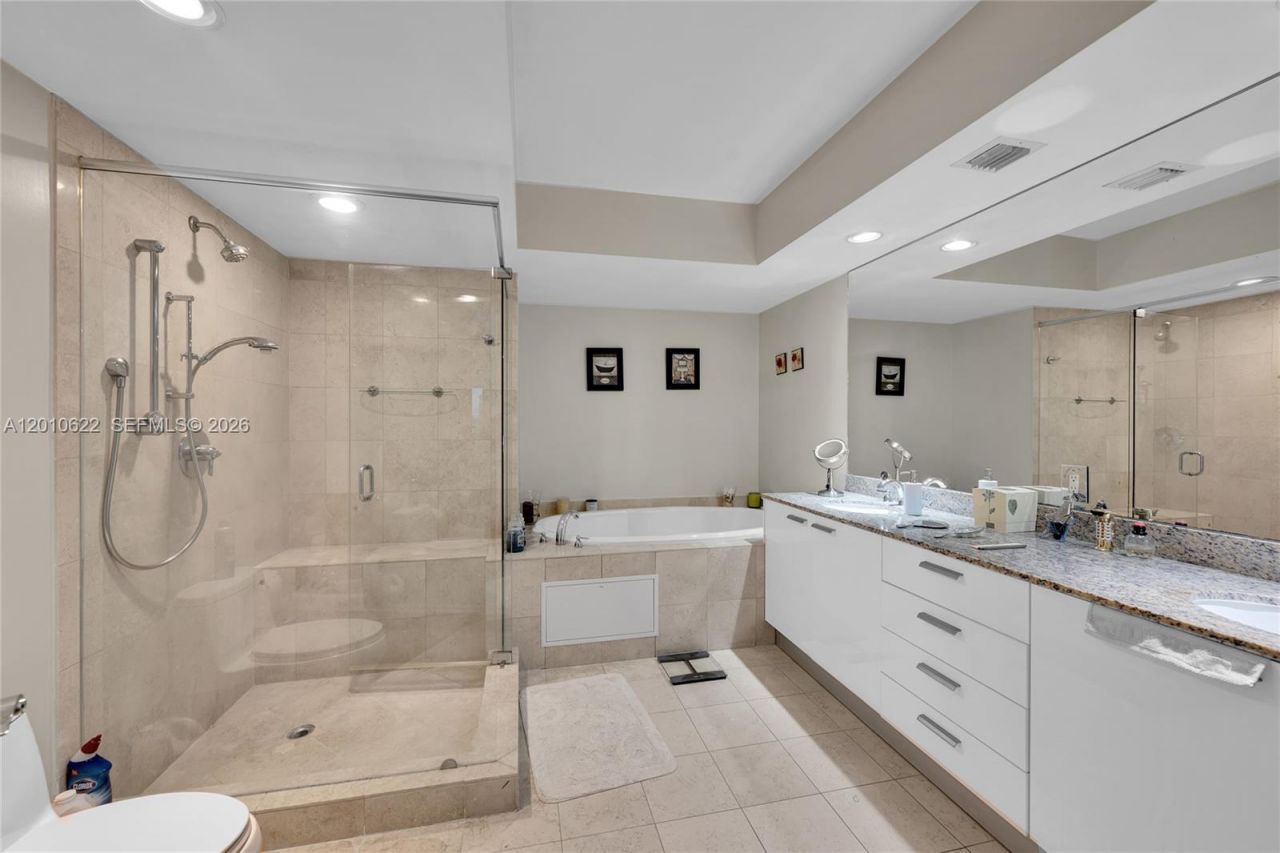1800 S Ocean Dr , Unit 2205, Hallandale Beach, FL 33009 Photo