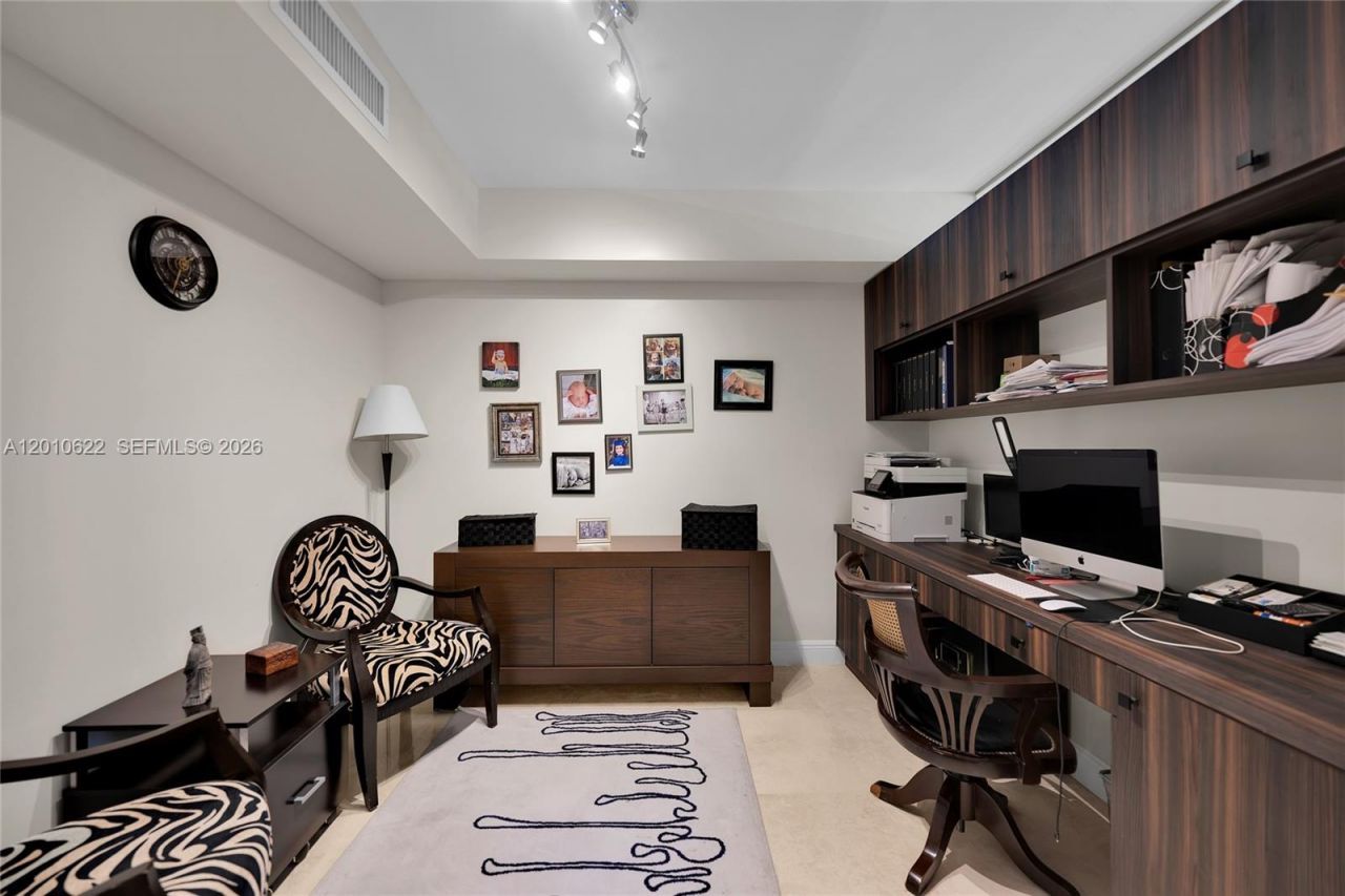 1800 S Ocean Dr , Unit 2205, Hallandale Beach, FL 33009 Photo