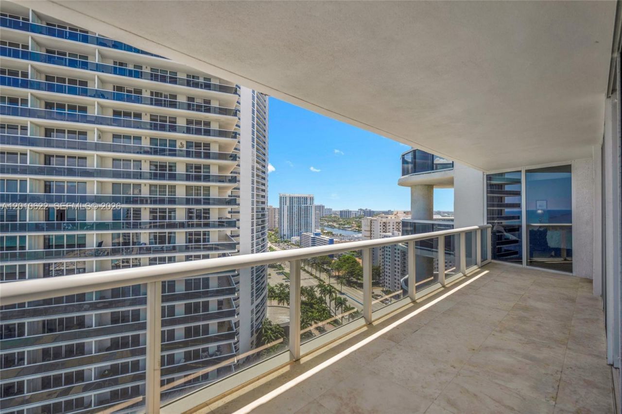 1800 S Ocean Dr , Unit 2205, Hallandale Beach, FL 33009 Photo