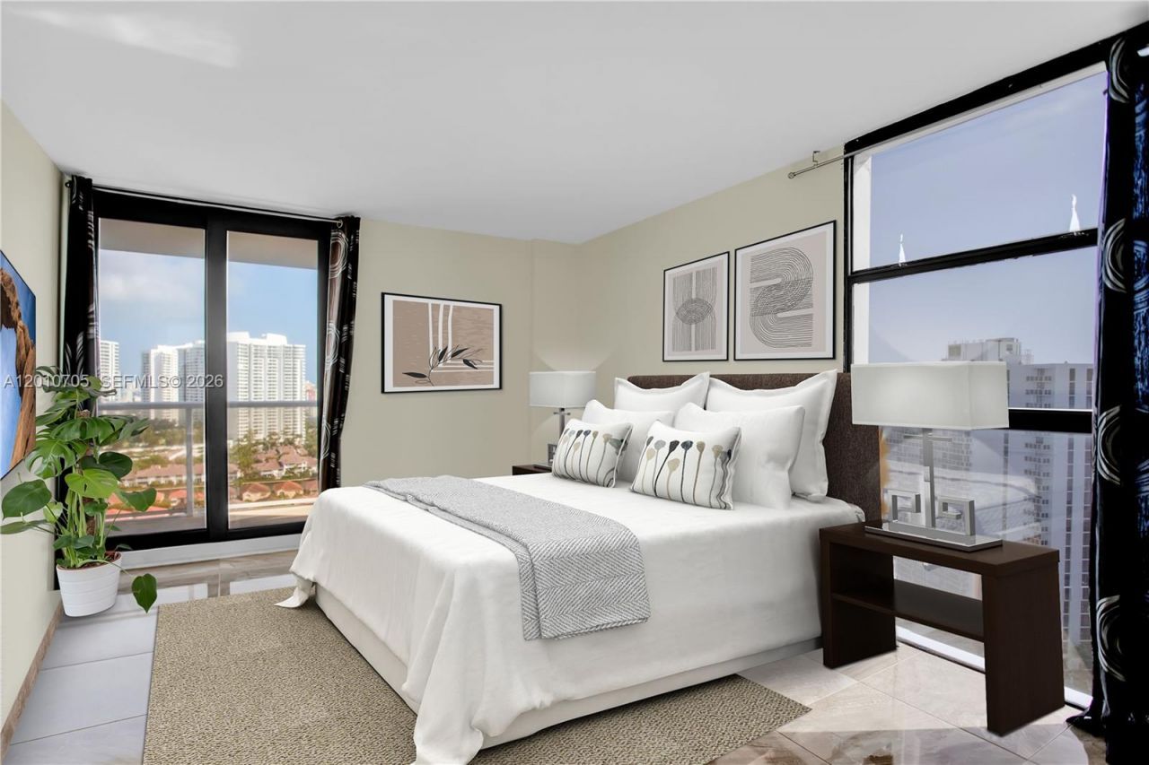 3701 N Country Club Dr , Unit 2203, Aventura, FL 33180 Photo