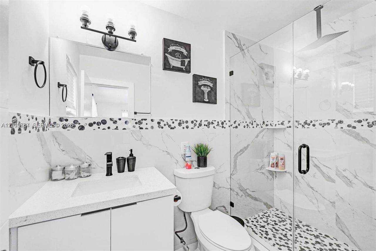 2338 Fillmore St , Unit 2A, Hollywood, FL 33020 Photo
