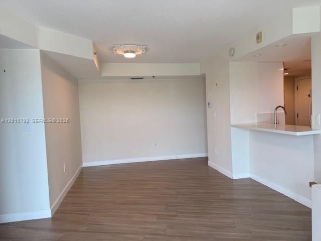 2415 NW 16th St Rd , Unit 605-1, Miami, FL 33125 Photo
