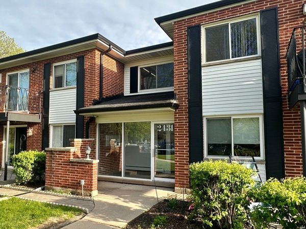 2431 E Brandenberry Court , Unit 2O, Arlington Heights, IL 60004