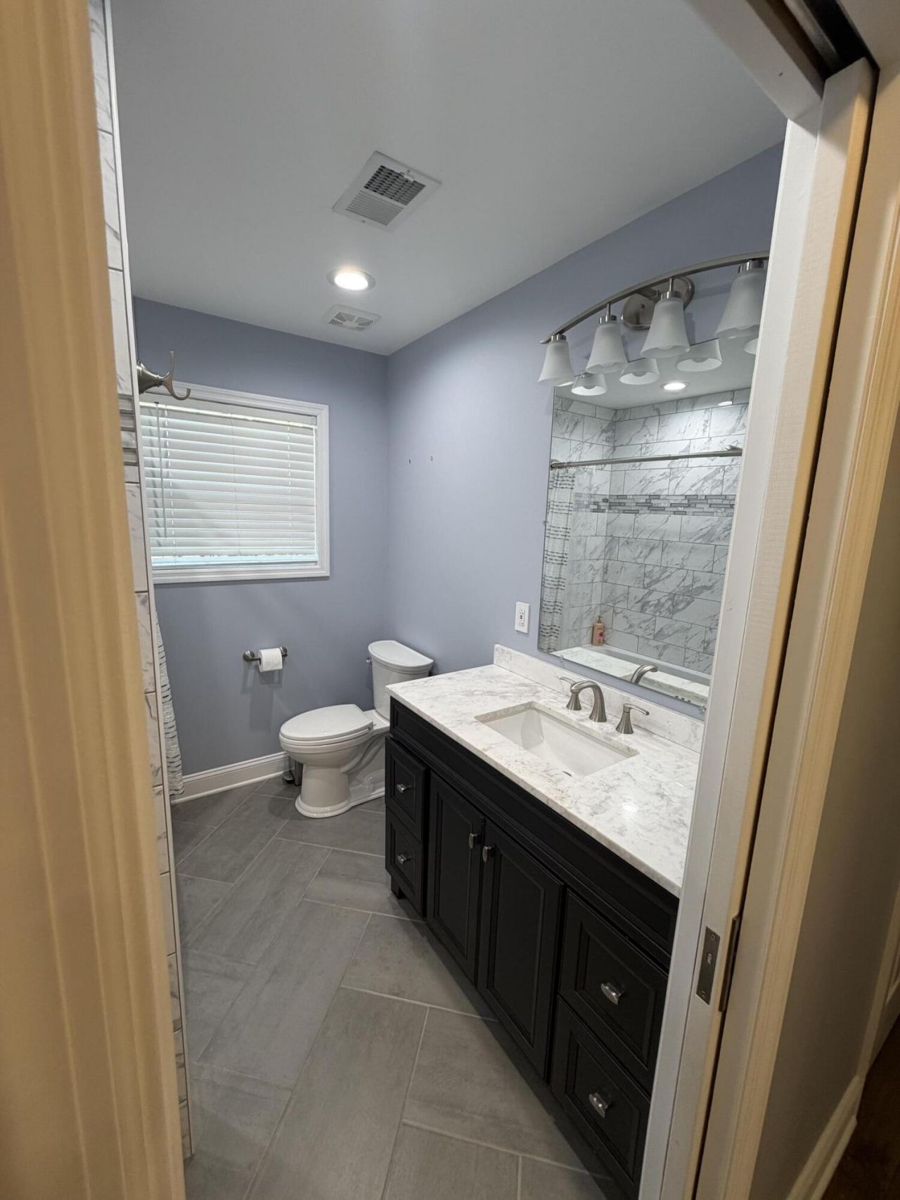 330 Camelot Drive Photo 24