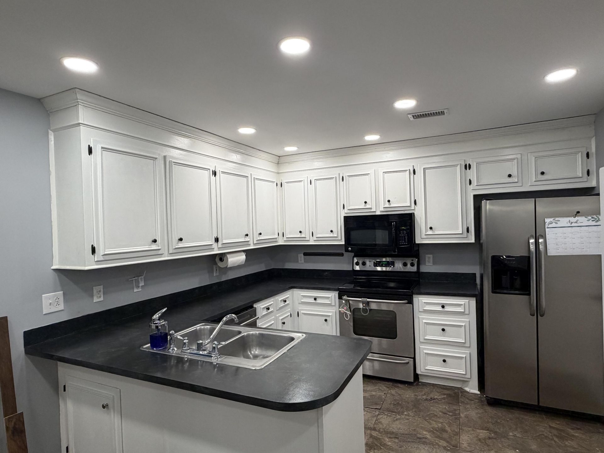 330 Camelot Drive Photo 33