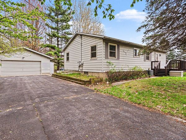 602 Kentucky Avenue, South Haven, MI 49090