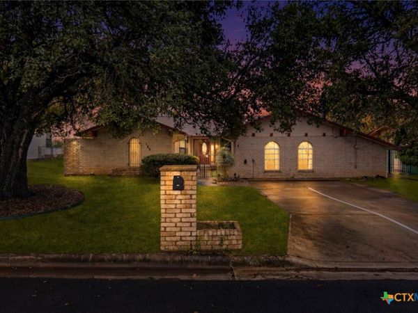 133 Chaparral Street , San Marcos, TX 78666