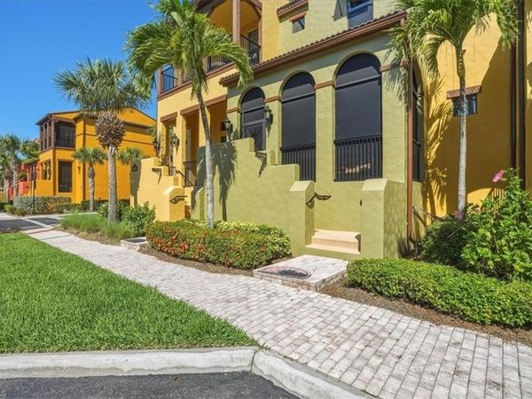 9065 Albion LN N, Unit 4909, NAPLES, FL 34113